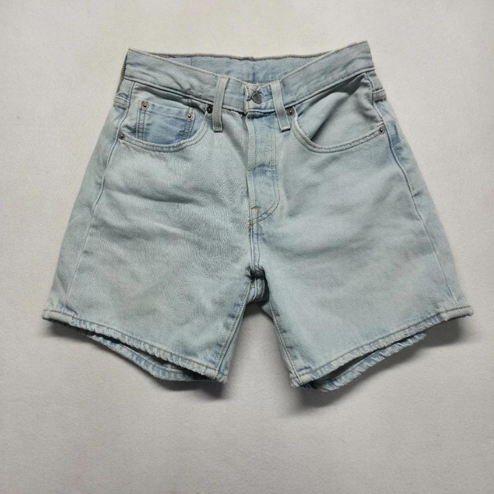 Levi's 501 Buttonfly Men's Denim Light Wash Jean Shorts Size 26 (26X6)